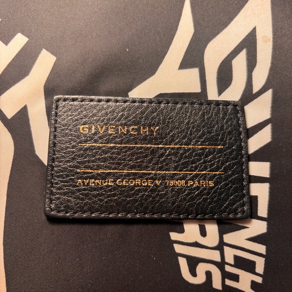 Givenchy All Over Logo Backpack - Picture 5 of 9